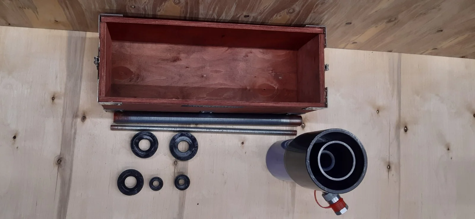 Выпрессовщик сайлентблоков ВСГ25 - НПО “Автомотив”