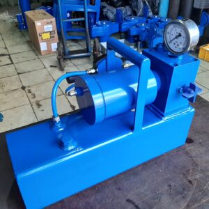 Пневмогидравлический насос 1000 бар. ПНГ1000